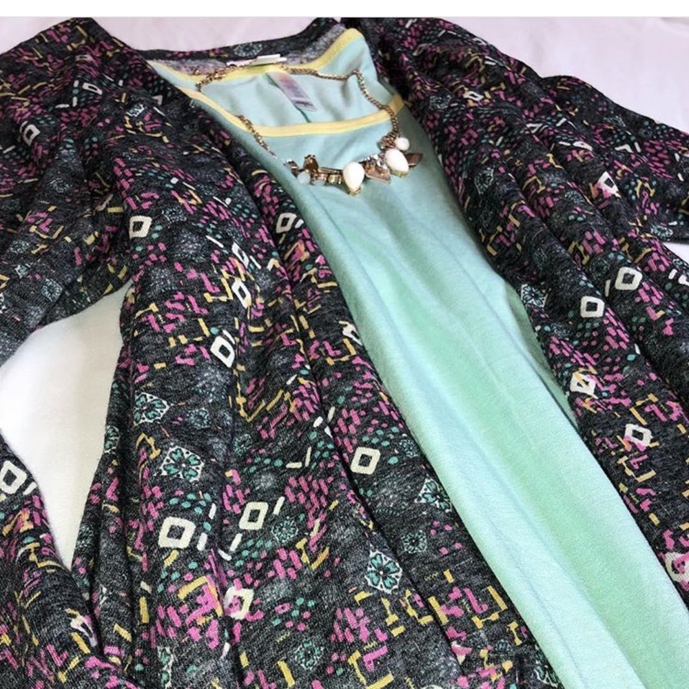 LuLaRoe Sarah Duster ♥️